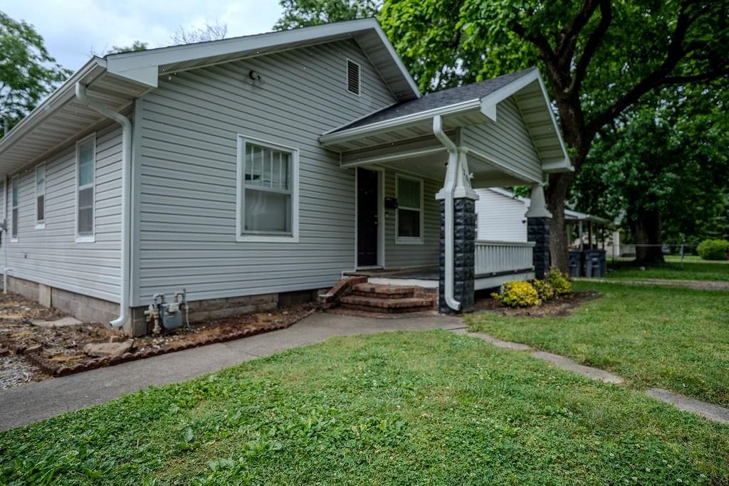 1205 E 6th Street — photo 35
