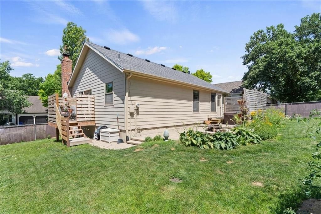 7231 Rene Street — photo 26