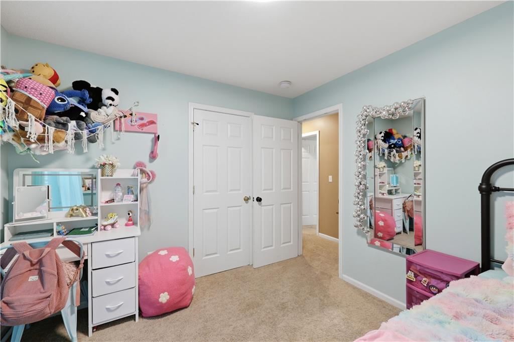 2304 NE SUMMERFIELD Drive — photo 18