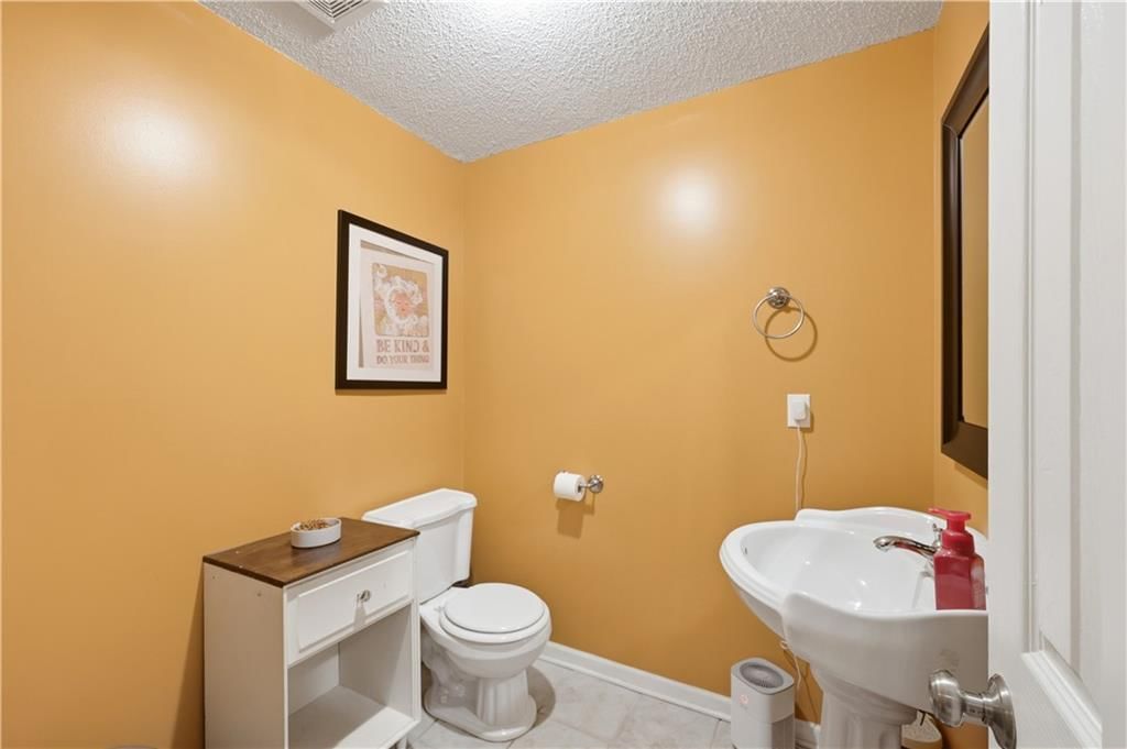2304 NE SUMMERFIELD Drive — photo 23