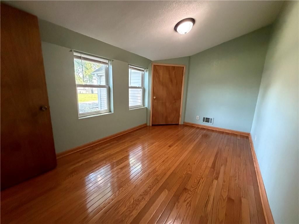 602 S 1st Street — photo 18