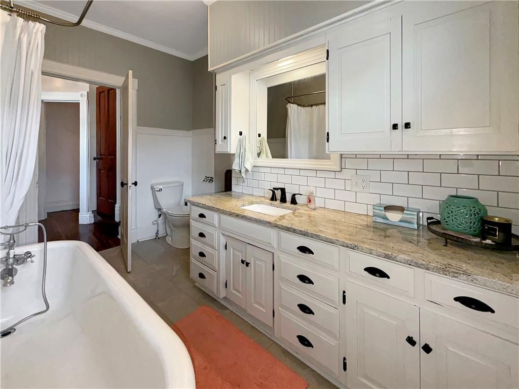 420 S Grand Avenue — photo 29