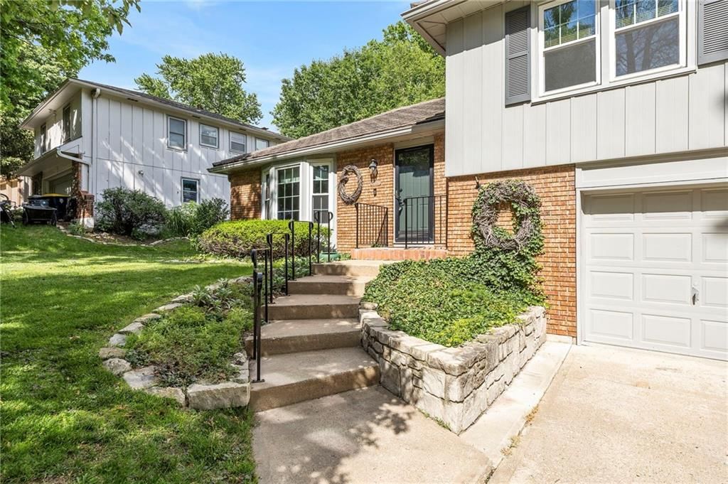 3635 N Main Street — photo 3