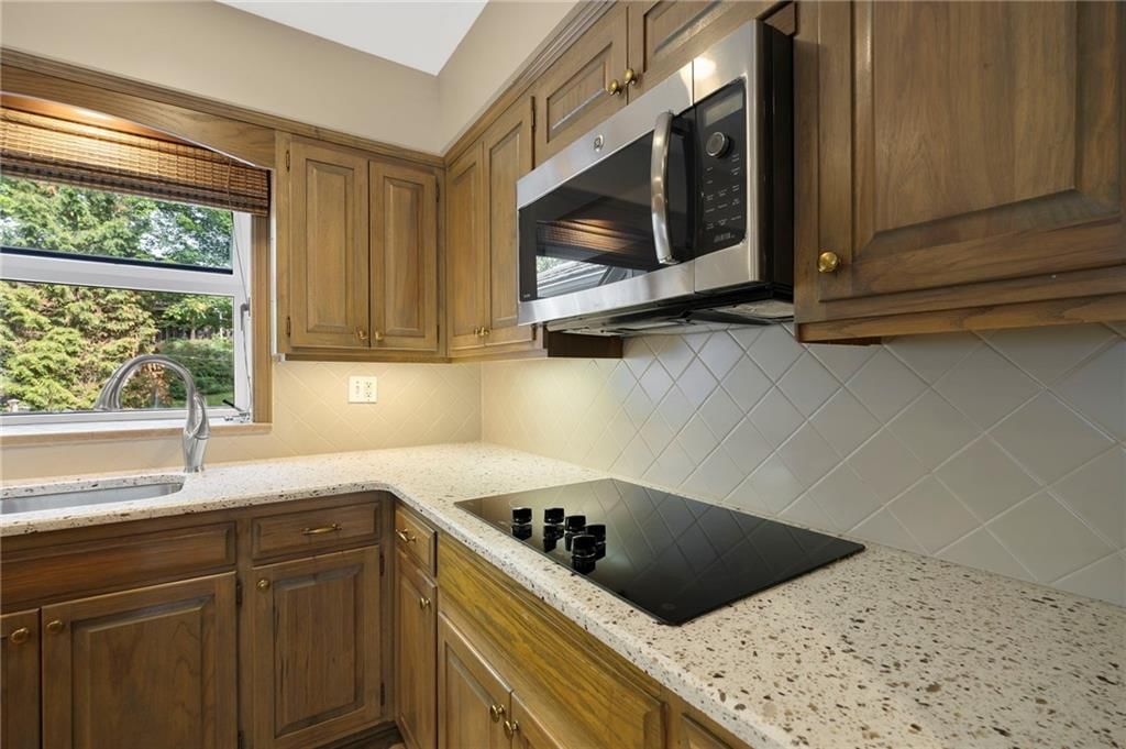 3635 N Main Street — photo 10