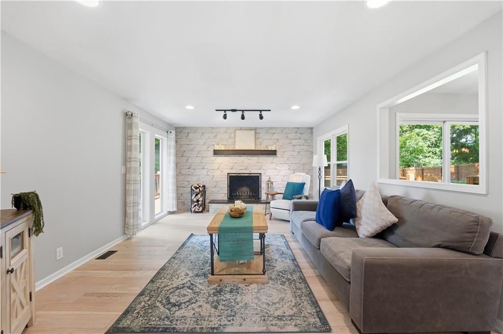 850 NW Valley Lane — photo 12