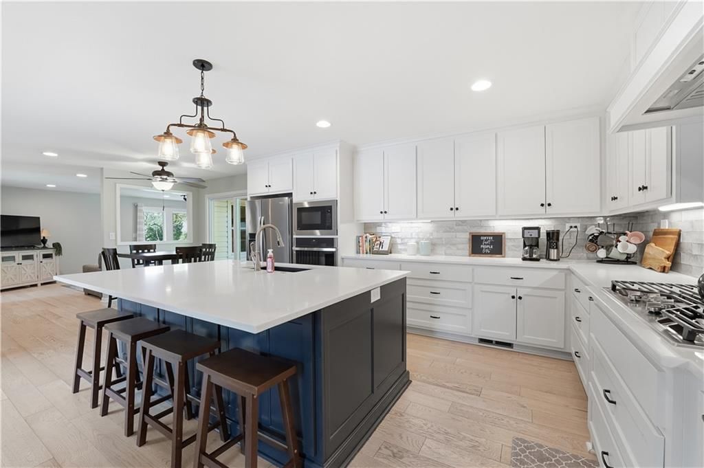 850 NW Valley Lane — photo 16