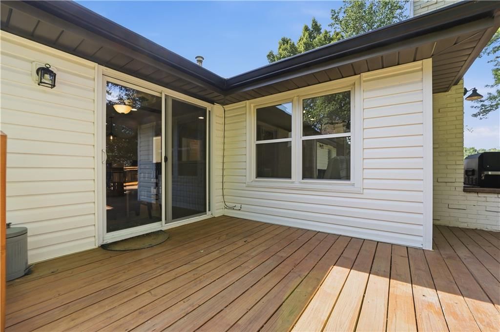 850 NW Valley Lane — photo 53
