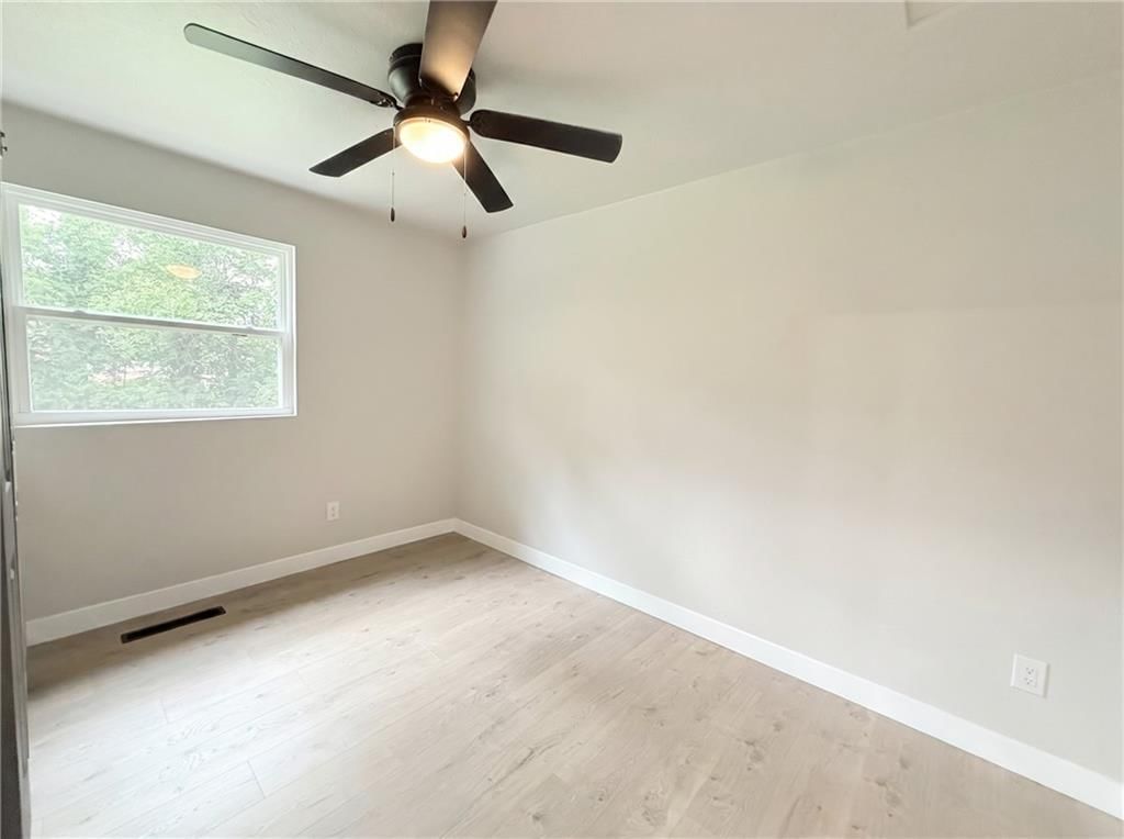 2418 W 3rd Street — photo 14