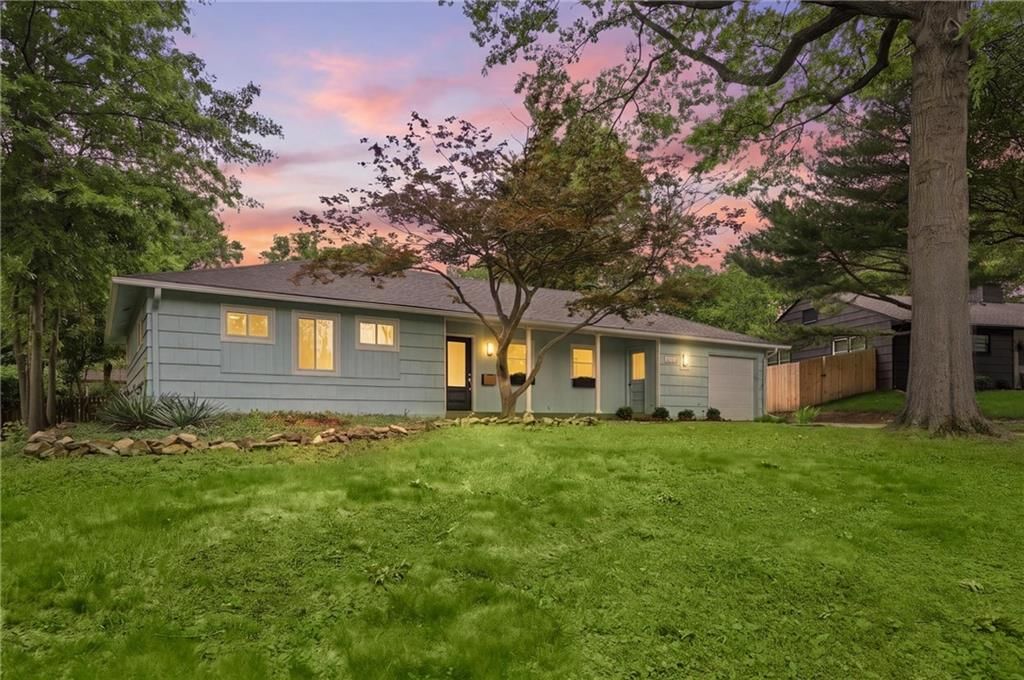 7740 Briar Drive — photo 3