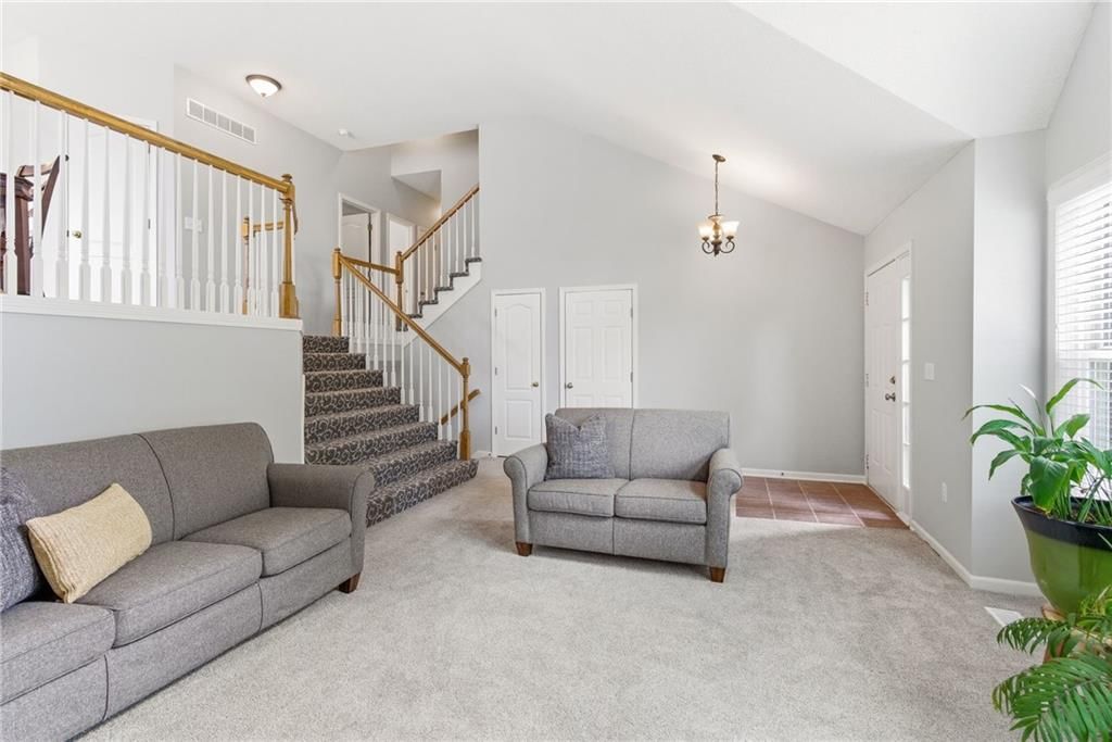 14668 W 151st Terrace — photo 9