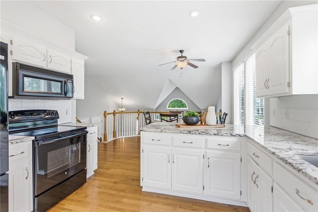 14668 W 151st Terrace — photo 17