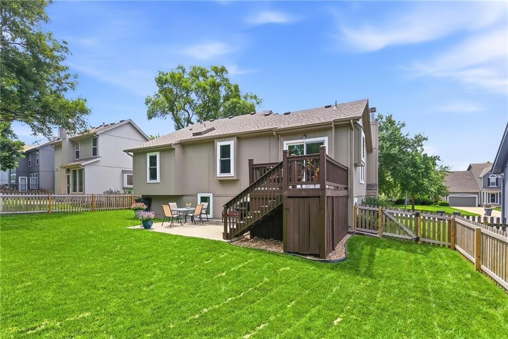 14668 W 151st Terrace — photo 37