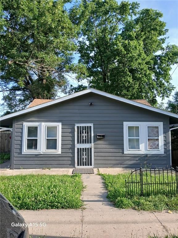 145 E Farmer Street — photo 1