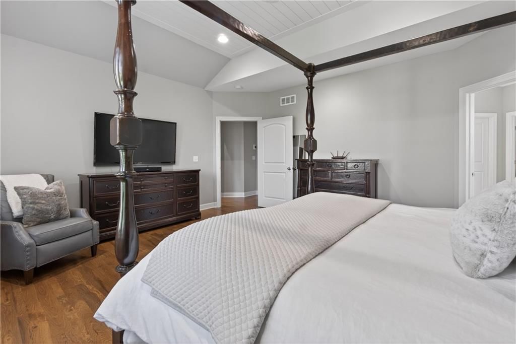16141 Garnett Street — photo 33