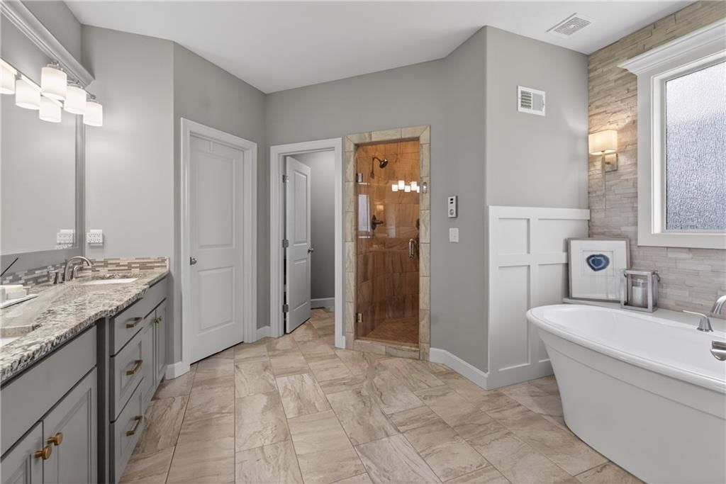 16141 Garnett Street — photo 35