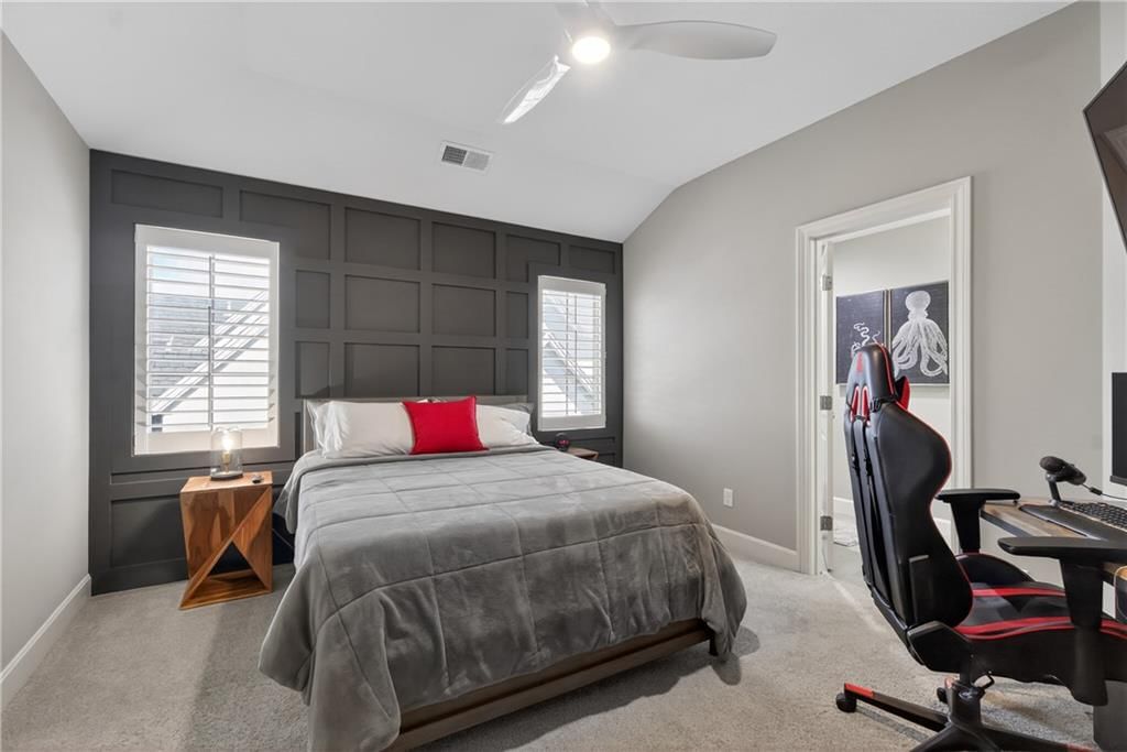 16141 Garnett Street — photo 46