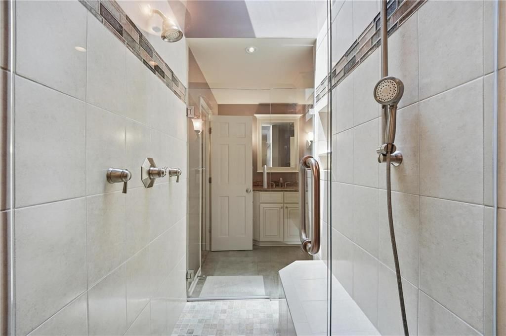 4142 NE Hampstead Drive — photo 26