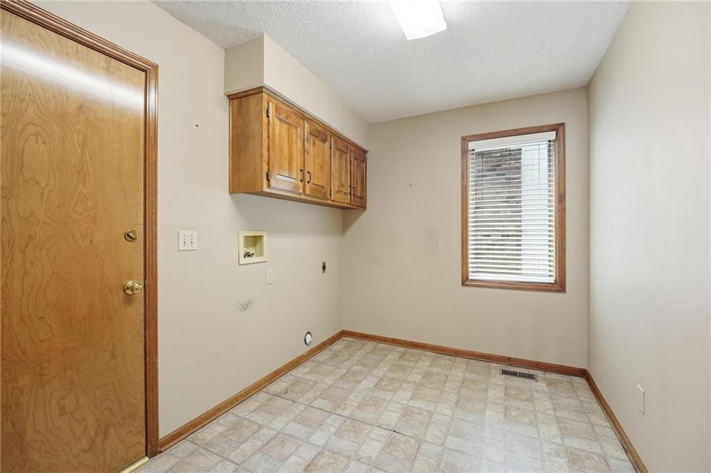 4142 NE Hampstead Drive — photo 28