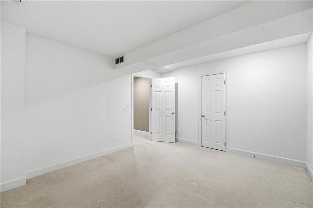 4142 NE Hampstead Drive — photo 35