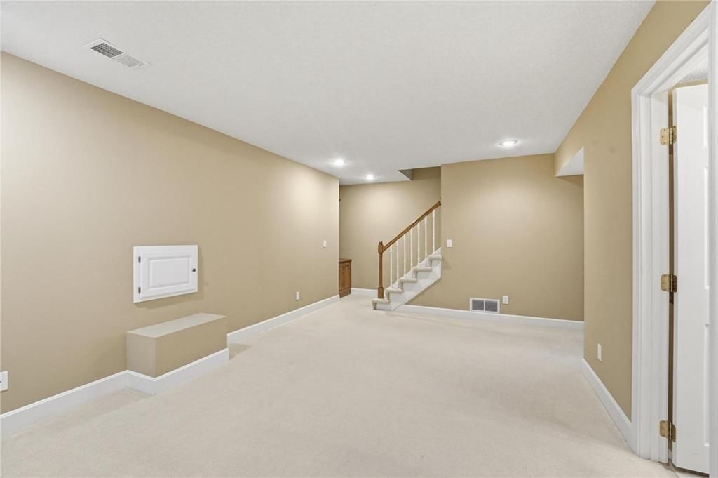 4142 NE Hampstead Drive — photo 36