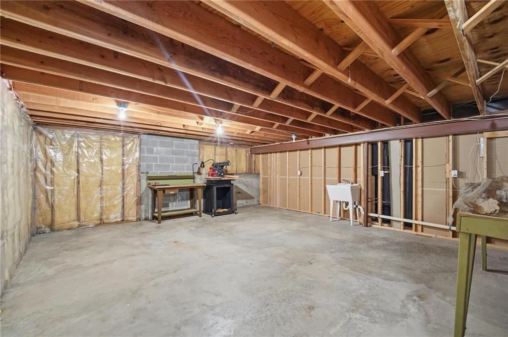 4142 NE Hampstead Drive — photo 43