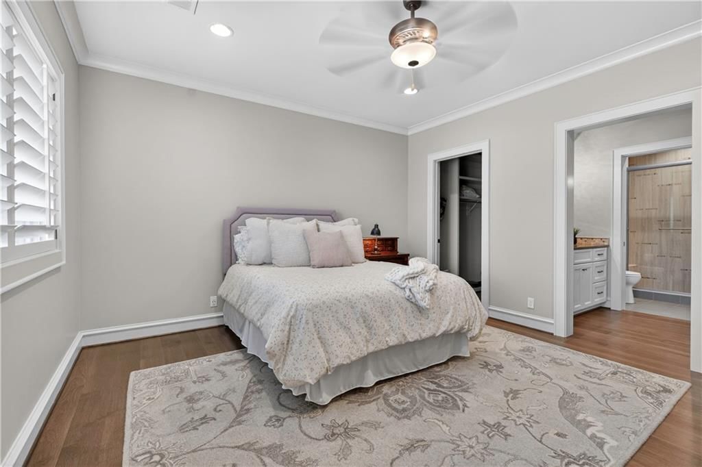 6009 W 137th Street — photo 32