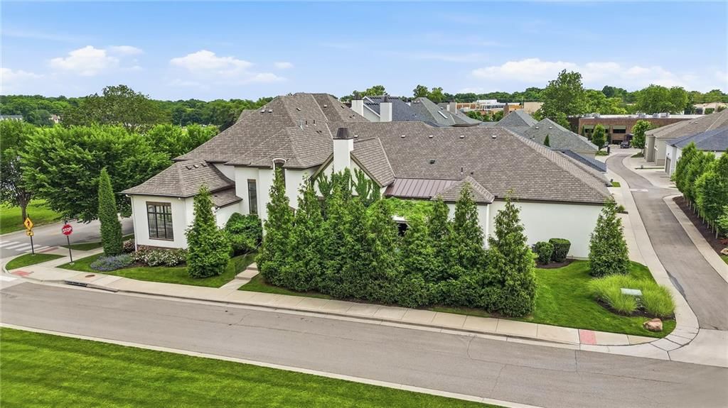 9320 Rosewood Drive — photo 3