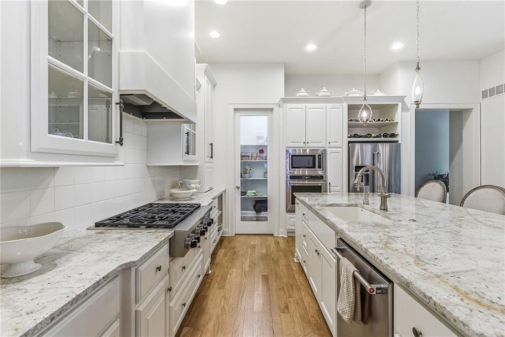 9320 Rosewood Drive — photo 17