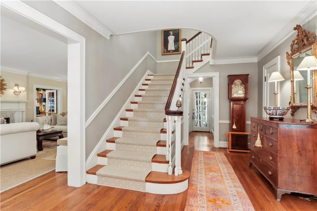 838 W 58th Street — photo 3
