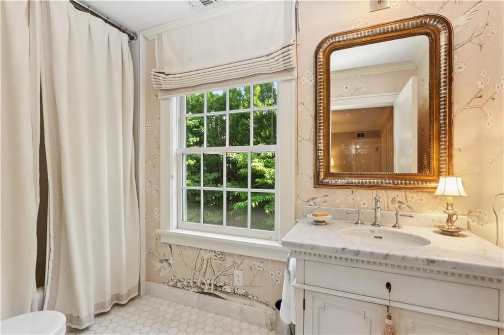 838 W 58th Street — photo 26