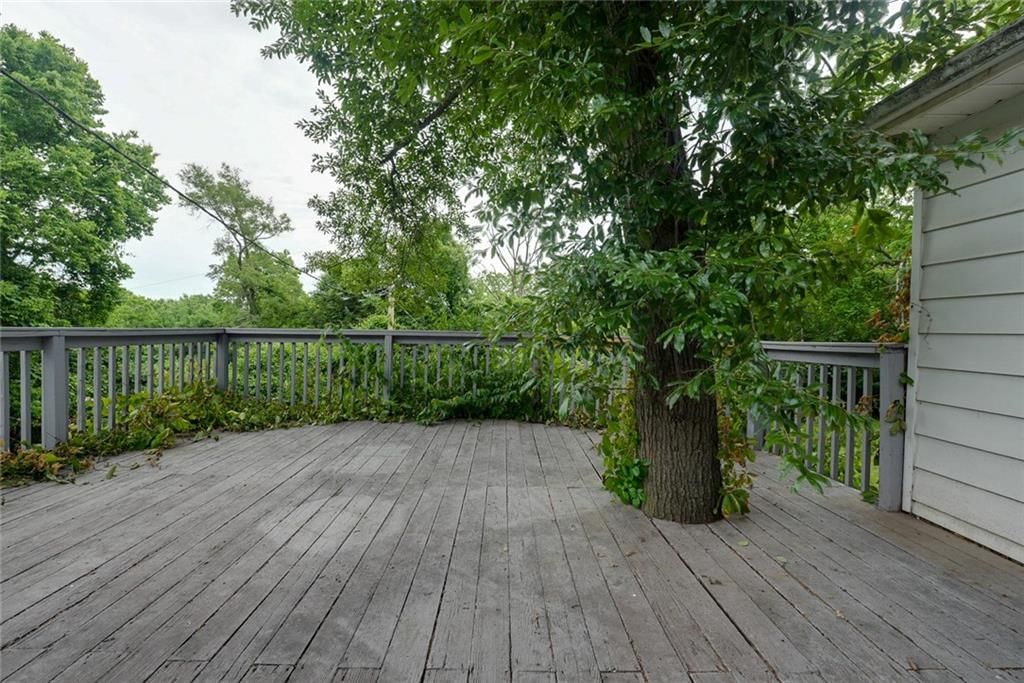 8527 Garfield Avenue — photo 21