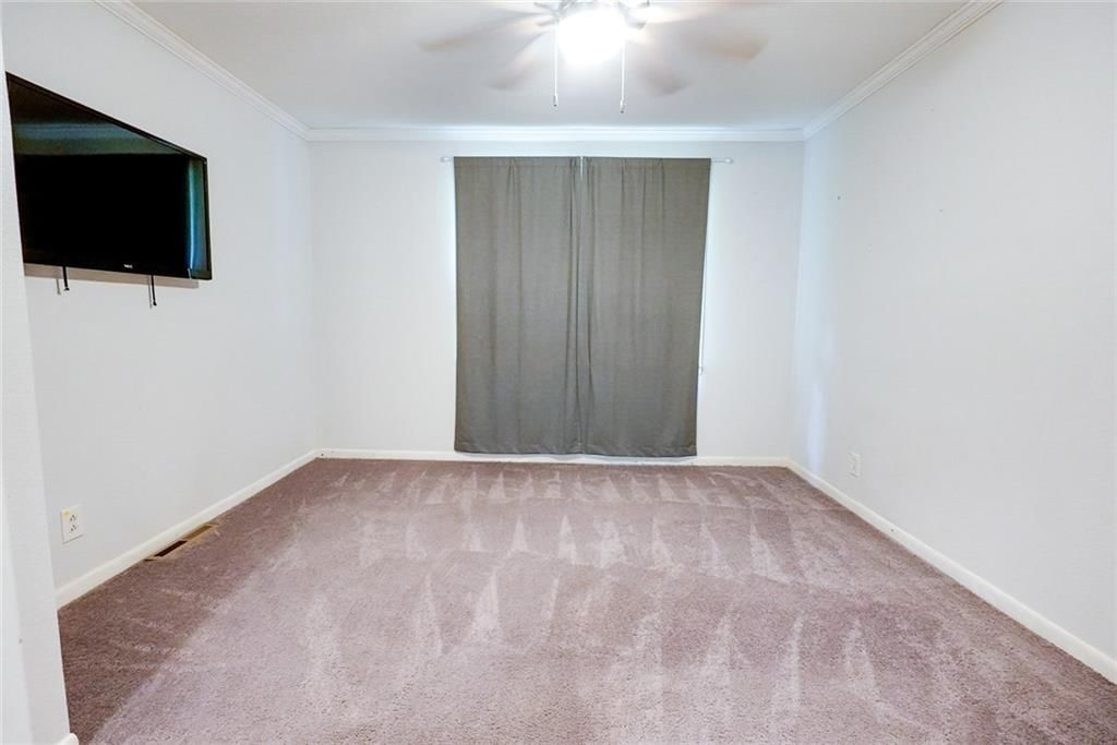 8527 Garfield Avenue — photo 23