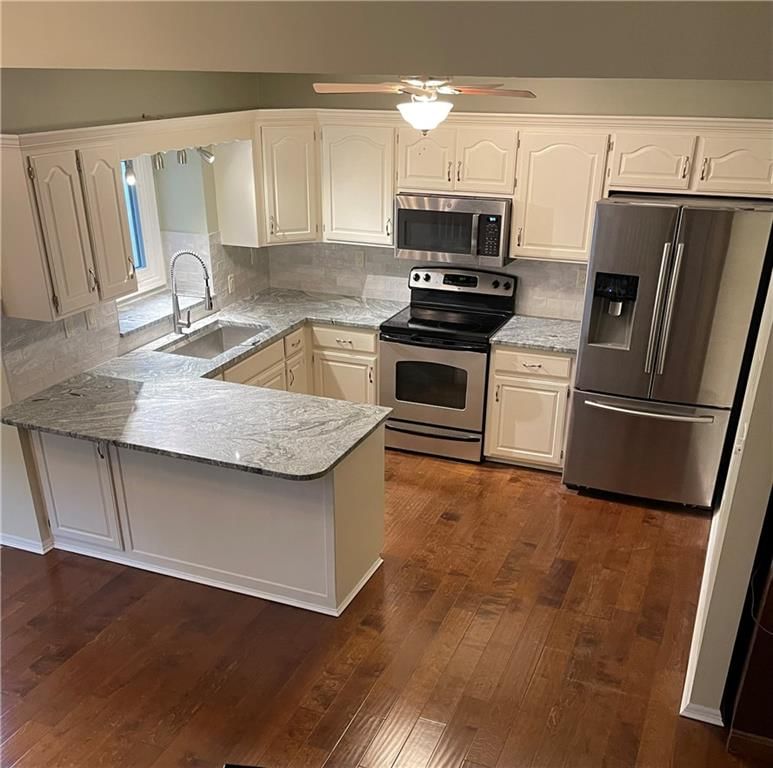 2112 NE Springbrook Street — photo 8