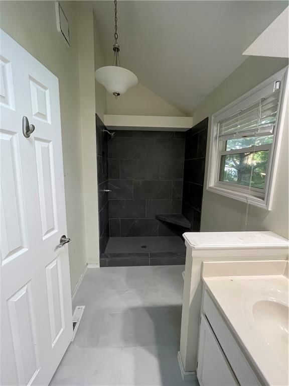 2112 NE Springbrook Street — photo 9