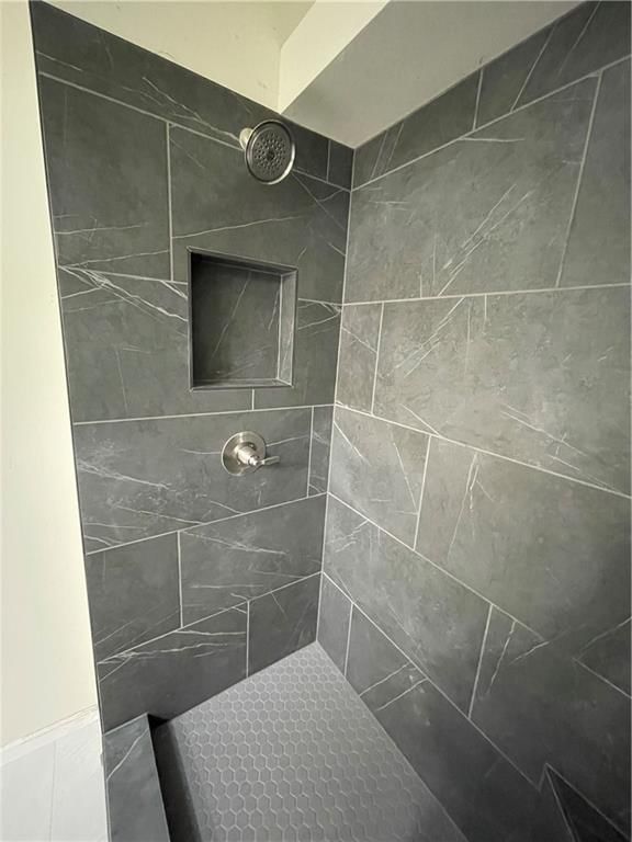 2112 NE Springbrook Street — photo 11