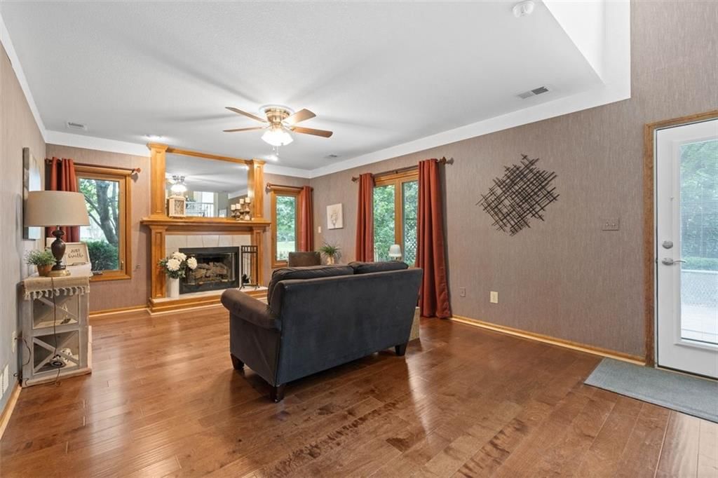 2112 NE Springbrook Street — photo 21