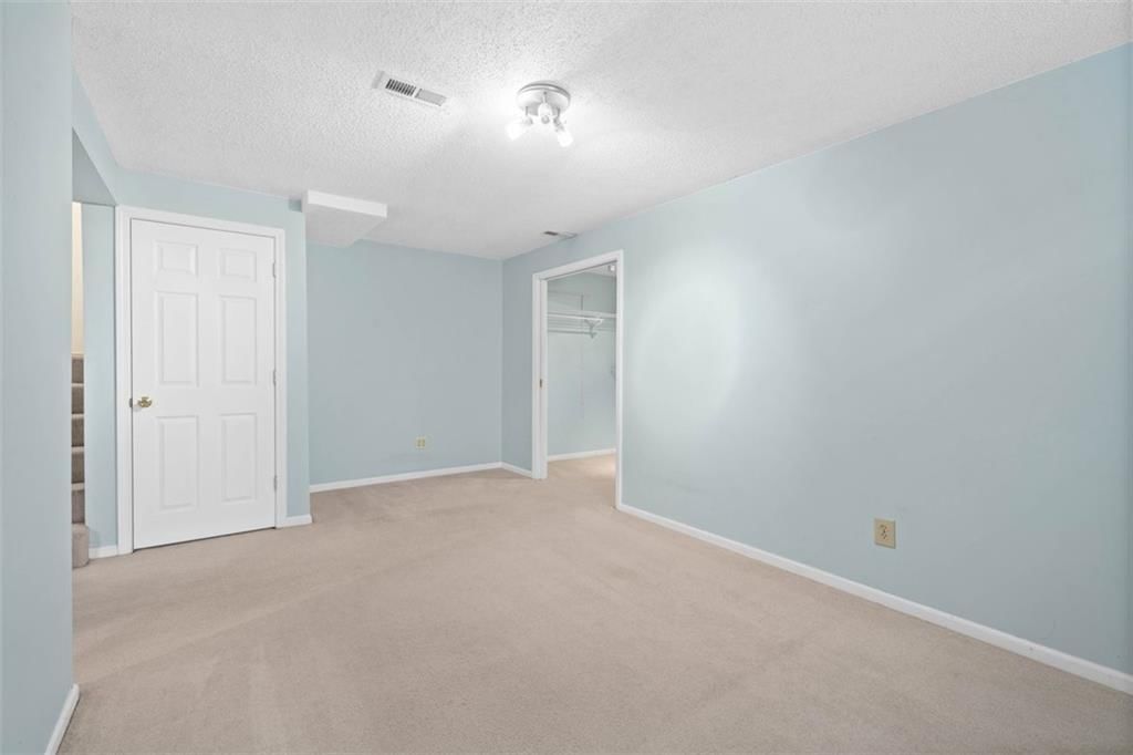 2112 NE Springbrook Street — photo 33