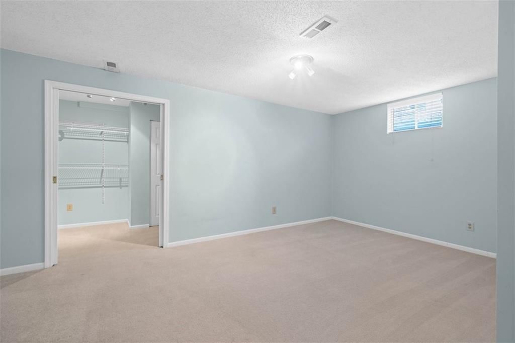 2112 NE Springbrook Street — photo 34
