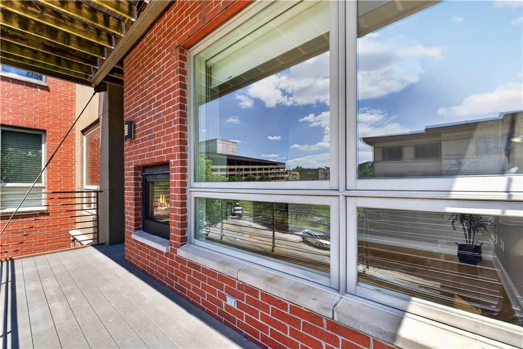 4521 Wornall Road — photo 41