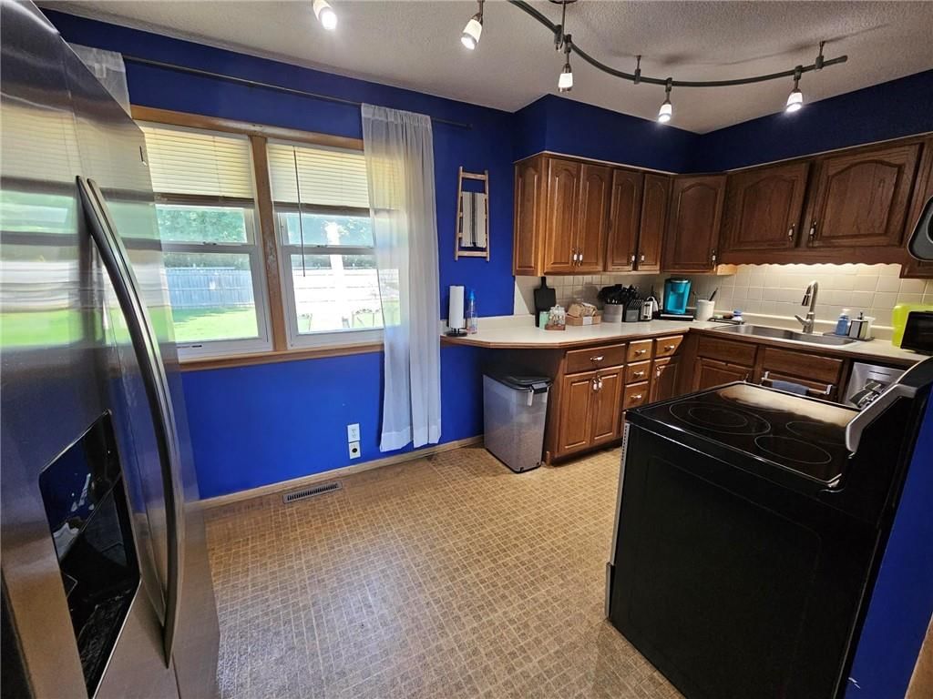 3610 S 42nd Terrace — photo 11