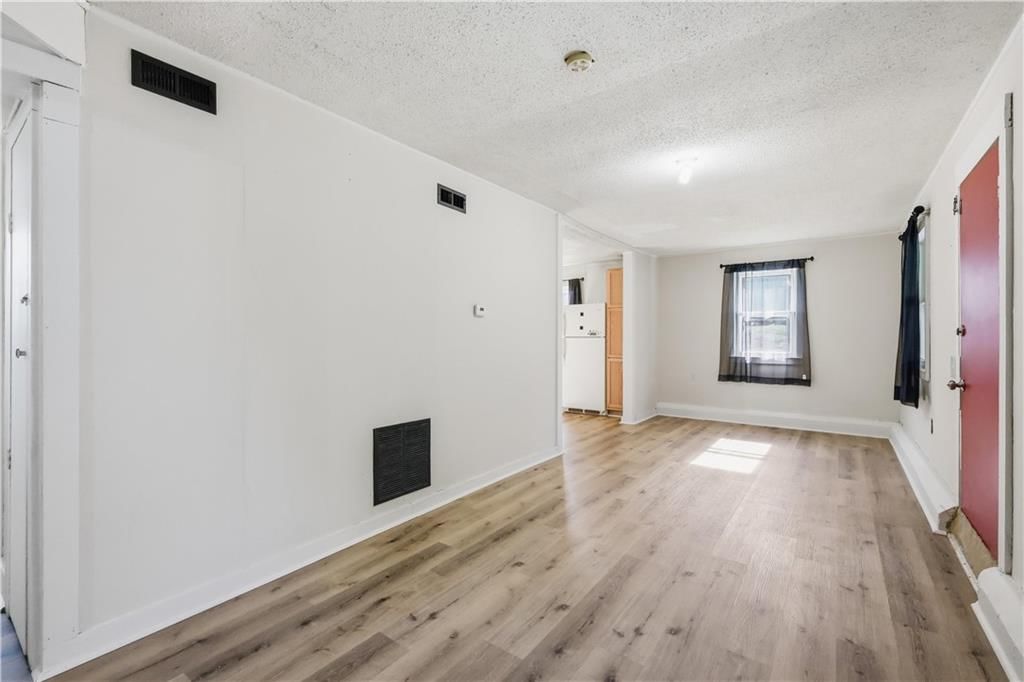 1312 Newman Street — photo 7