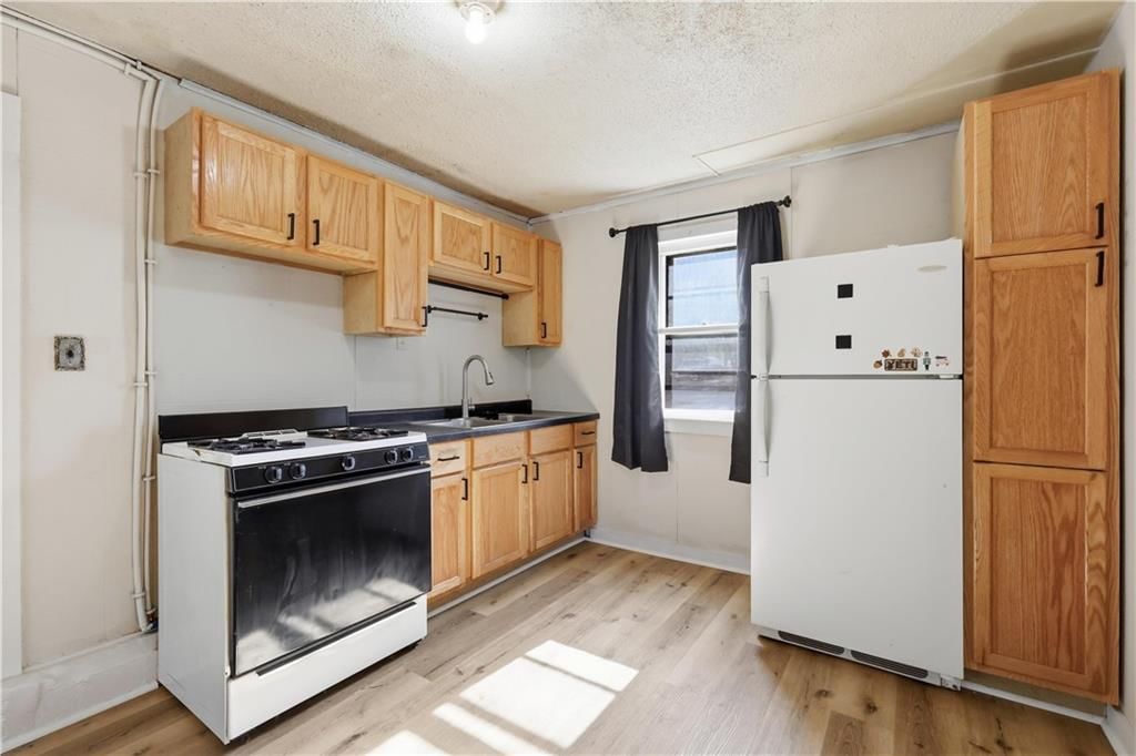 1312 Newman Street — photo 9