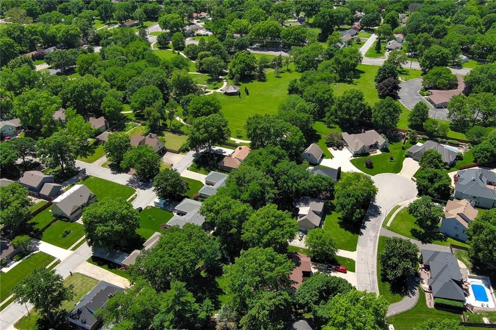 10816 W 54th Street — photo 69