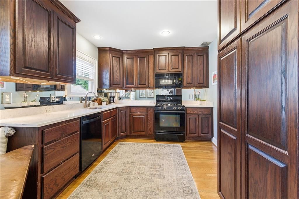 7244 Summit Street — photo 20