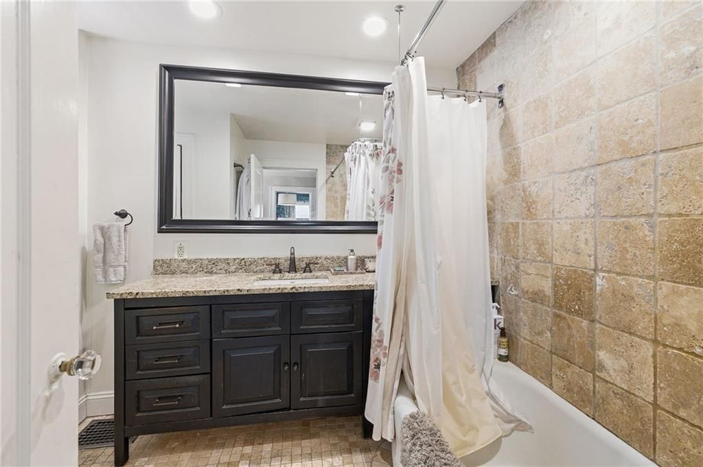 7244 Summit Street — photo 33