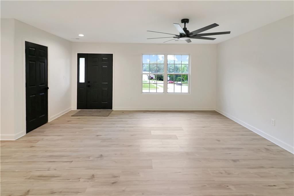 944 E Market Street — photo 10