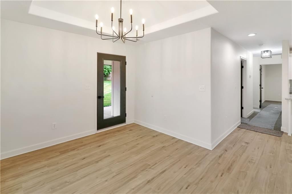 944 E Market Street — photo 12
