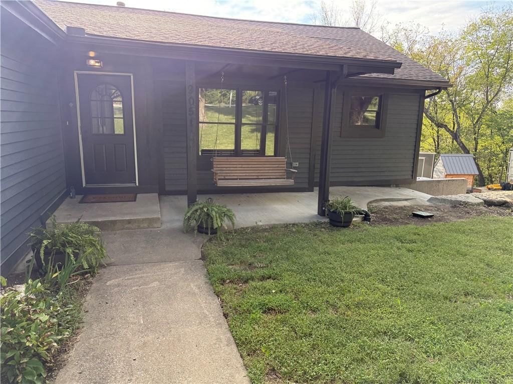 9051 HILLVIEW Drive — photo 44