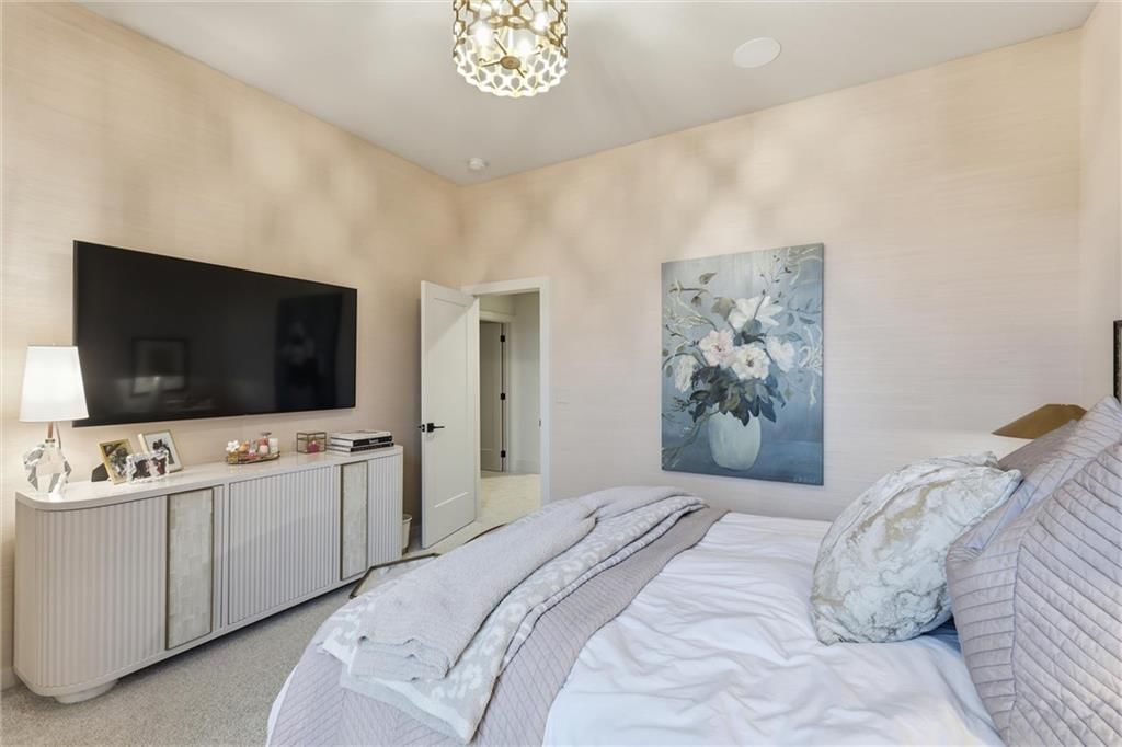 17732 Eby Street — photo 33