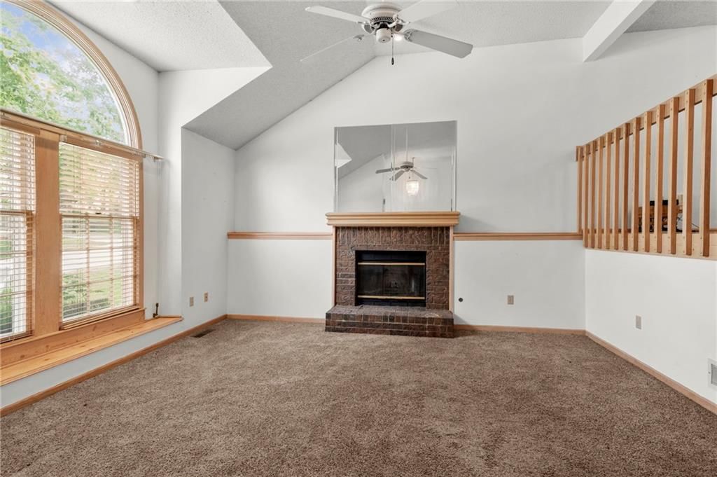11450 S Hunter Drive — photo 2